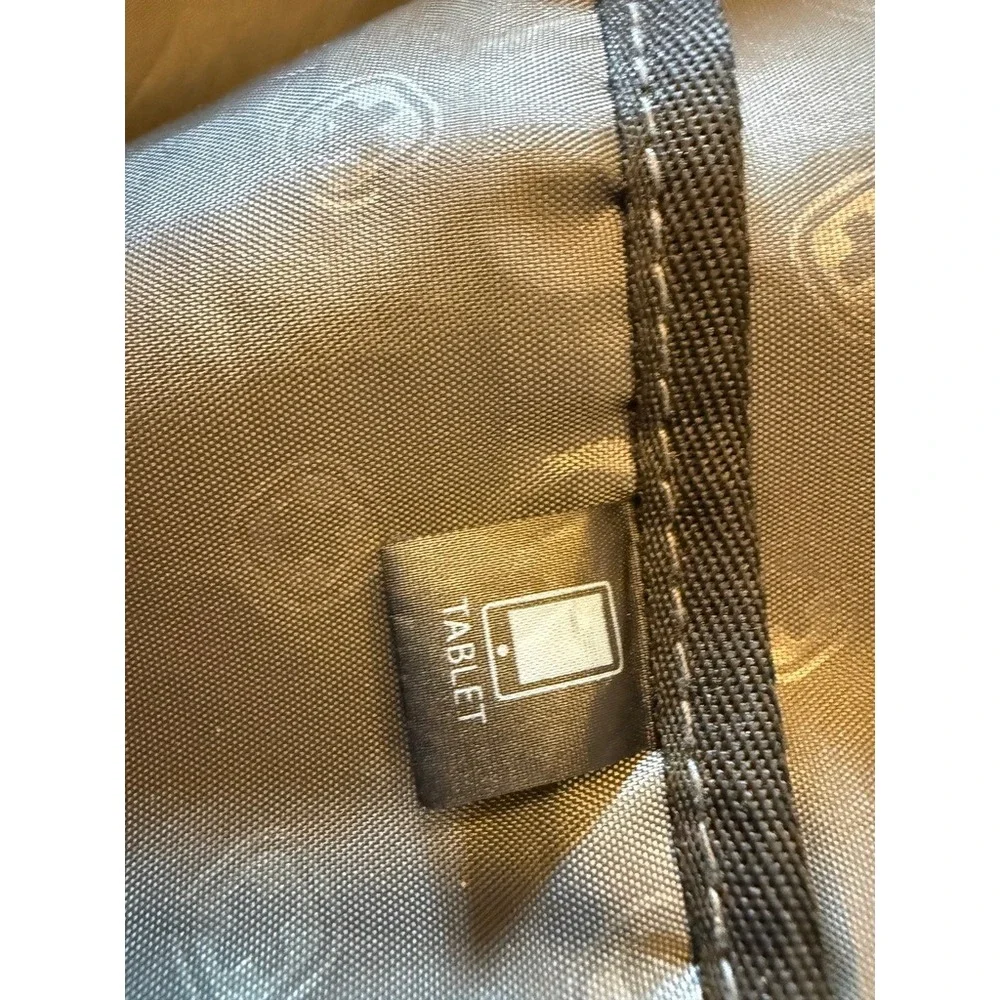 SwissGear Airflow Backpack Unisex Large Grey Black Good Multi-Pocket Travel Bag